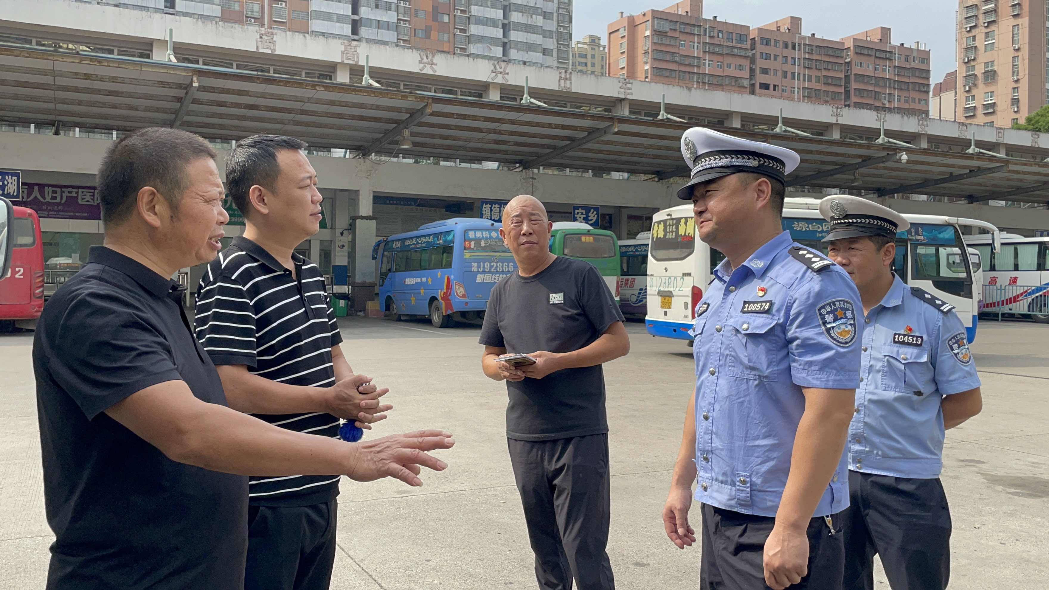 常德市湘北汽車(chē)運(yùn)輸有限公司,常德包車(chē)客運(yùn),常德旅游服務(wù),校車(chē)服務(wù)
